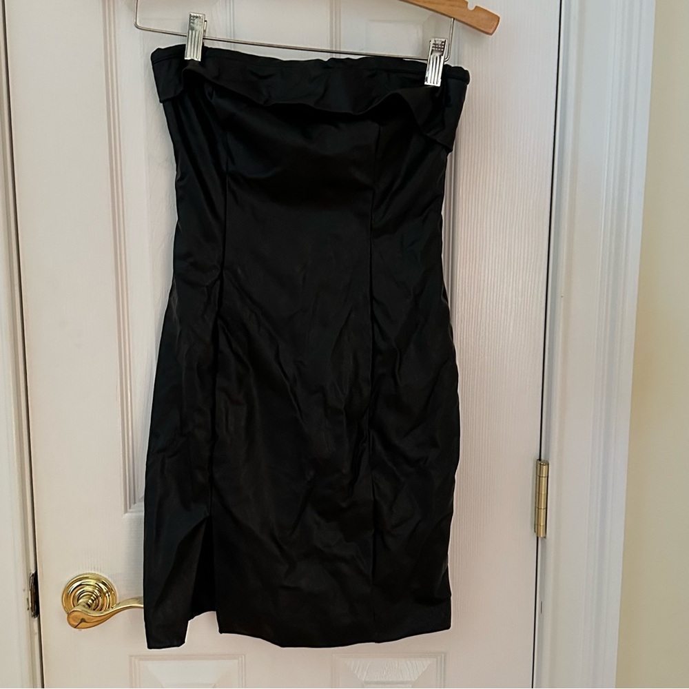 Skylar + Madison Elegant Faux Leather Black Strapless Dress, Size Med. NWT